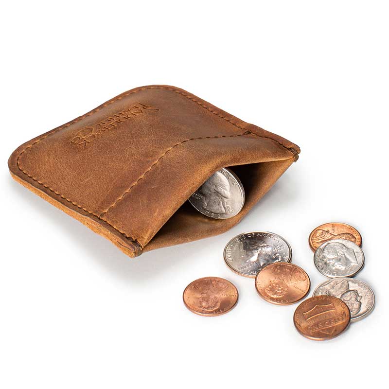 This is a leather coin purse that is perfect for men or women, boys or girls, and is a great gift idea for Christmas or a birthday.